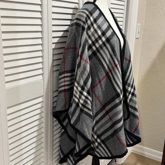 Fraas The Scarf Company Plaid Shawl Wrap – Gray/Black/Red Check, One Size - Picture 3 of 6